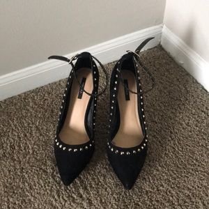 Black heels with studs